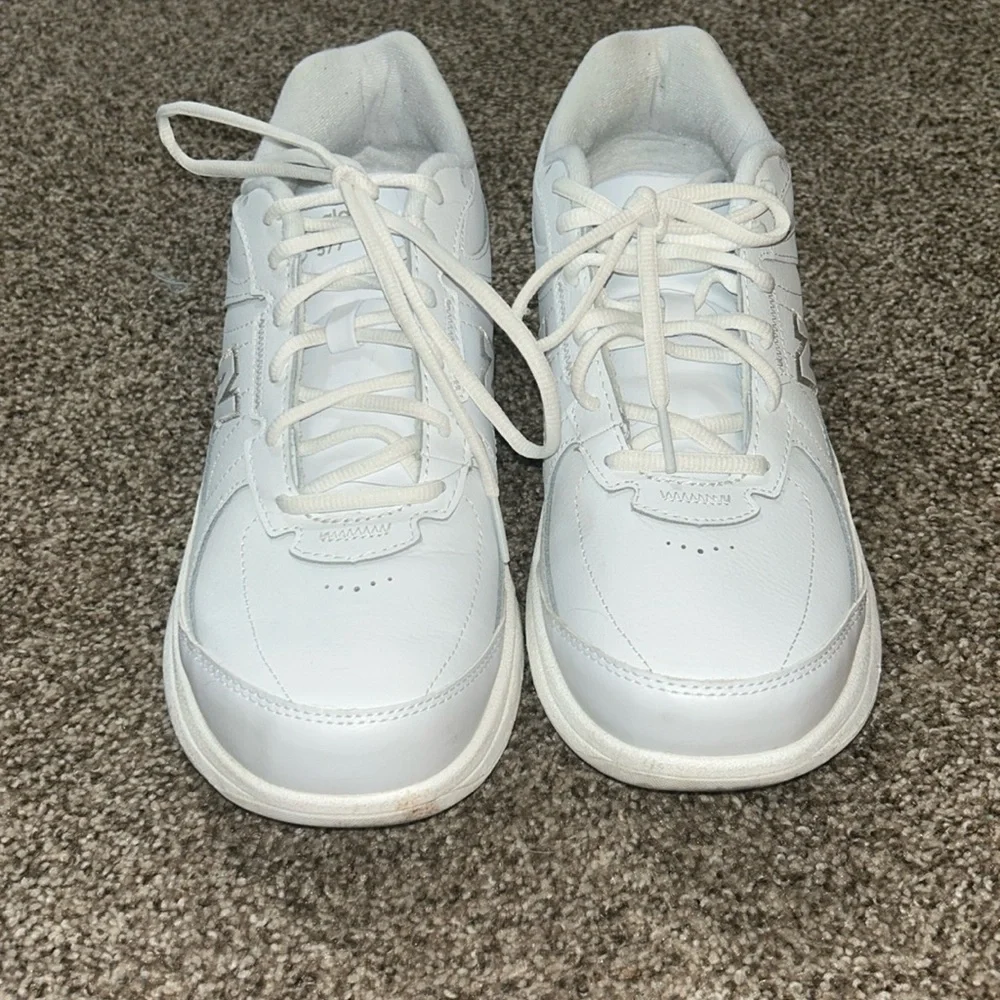 Unisex New Balance 577 White Sneakers